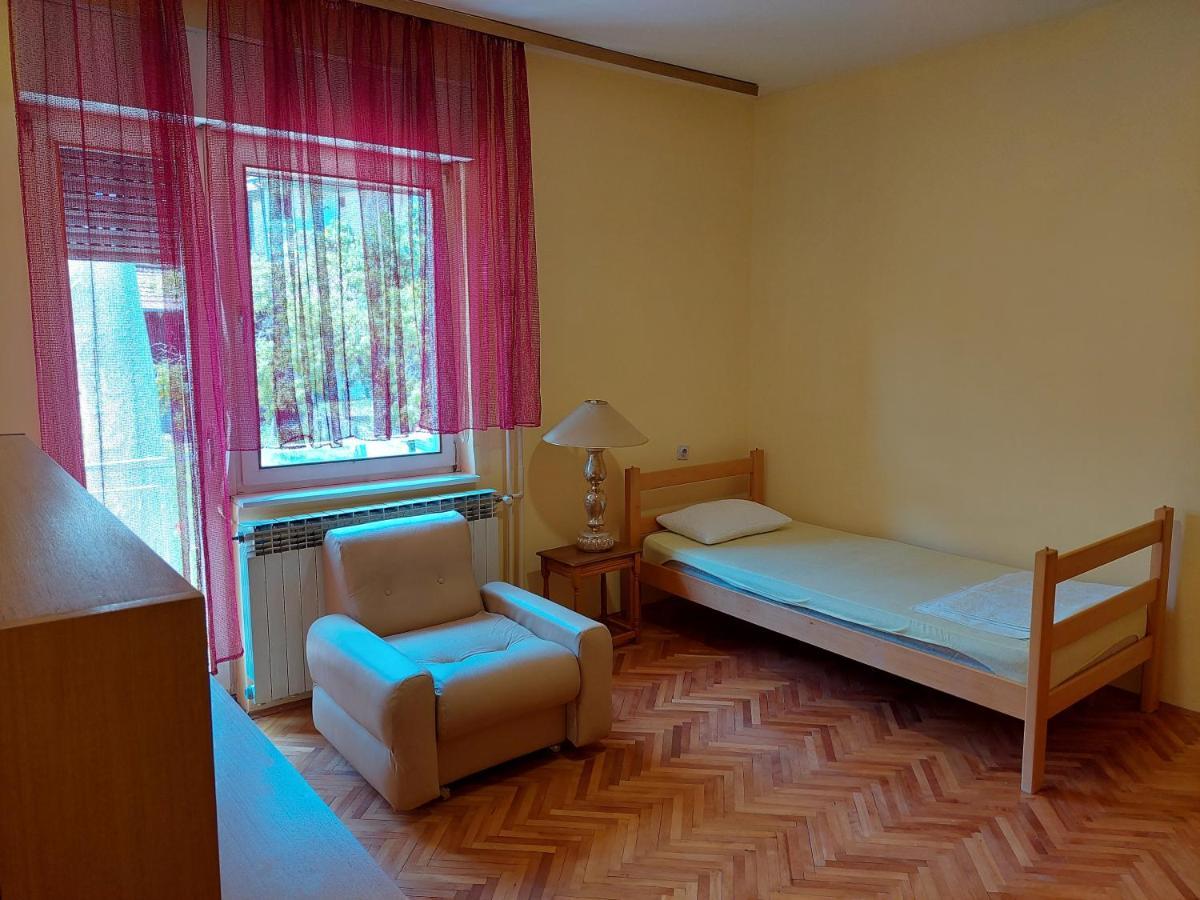 Hills Apartment Ni Eksteriør bilde