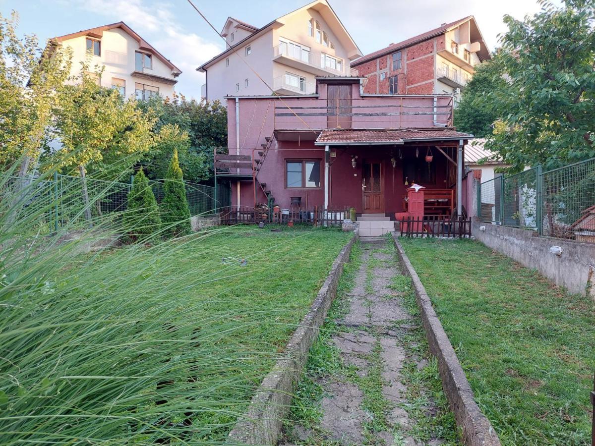 Hills Apartment Ni Eksteriør bilde